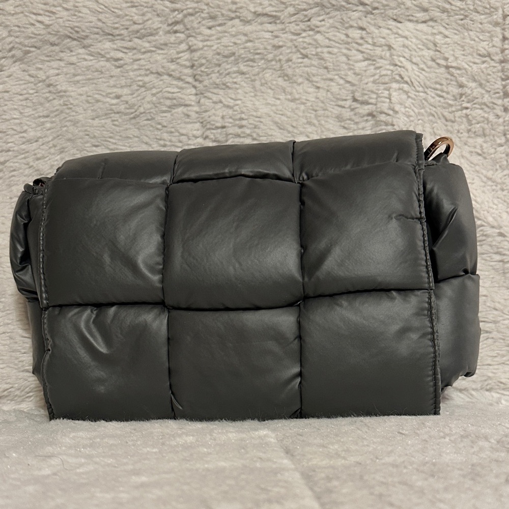 Naariian Gray Quilted Puff Nylon Crossbody Women's Bag